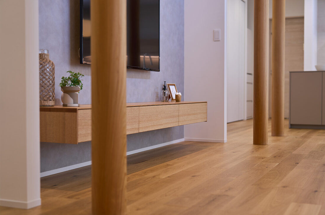 冬は温かく、夏はさらり。素足で感じる心地よさ